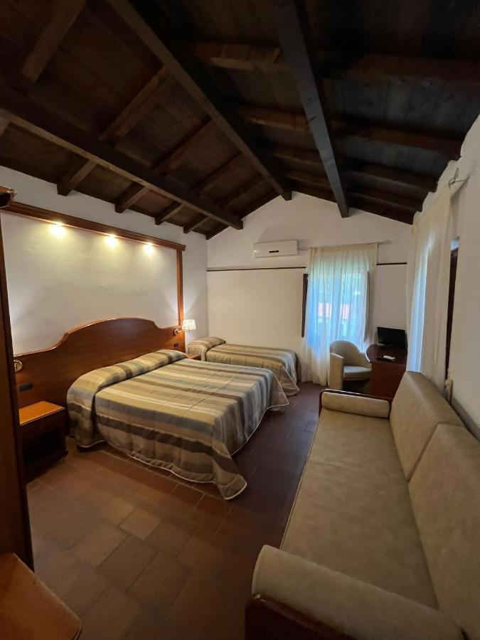 Agriturismo Cervinace Oriolo  Bagian luar foto